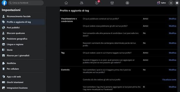 Come stare su Facebook senza essere visti