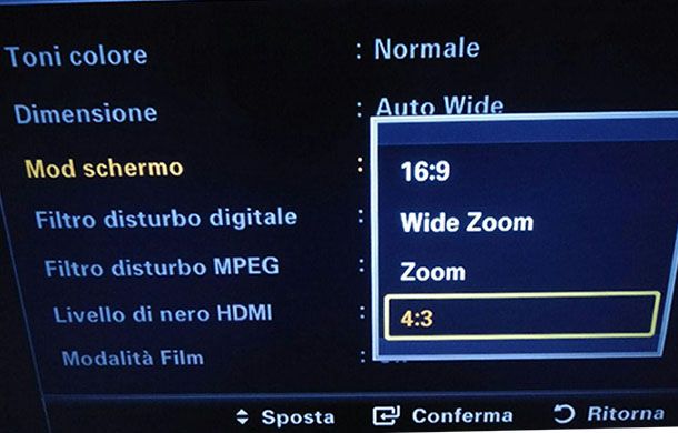 Come ridimensionare lo schermo della TV