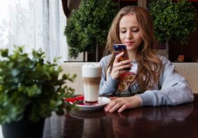 Come mandare SMS gratis da Internet online