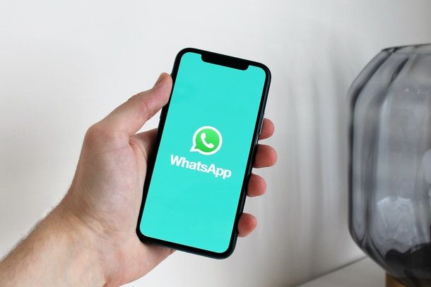 Come localizzare un cellulare altrui con WhatsApp