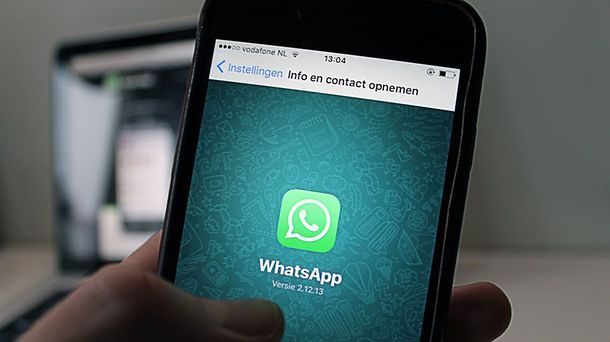 Come aggiornare versione WhatsApp scaduta su Android