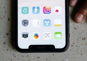 Come hackerare un iPhone