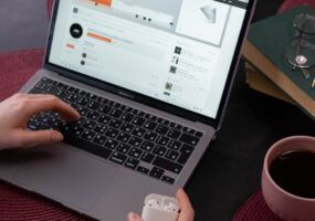 Come collegare il Mac alla TV senza fili