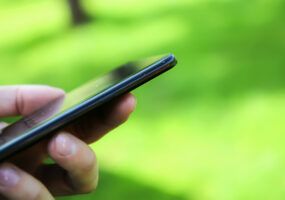 Come salvare i contatti sulla SIM