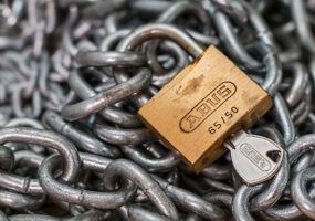 Come proteggere una cartella con password