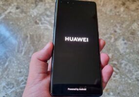 Come riavviare Huawei