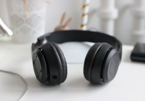 Come collegare cuffie wireless alla TV