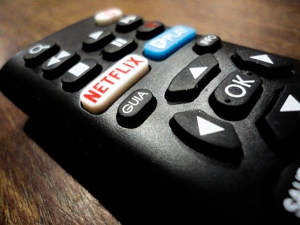 Telecomando con tasto Netflix