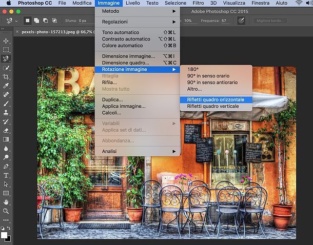 Come ribaltare una foto con Photoshop