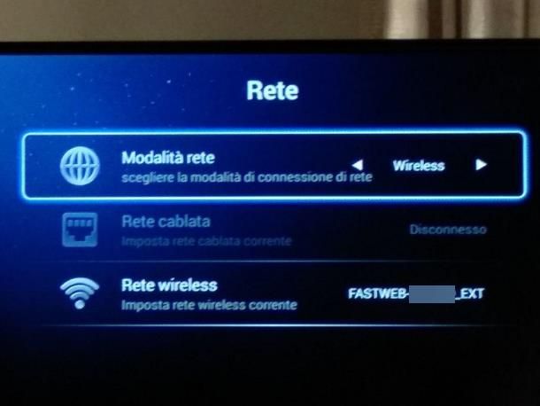 Come collegare la TV AKAI al WiFi