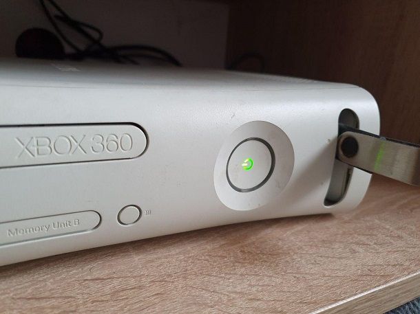 Xbox 360 USB port