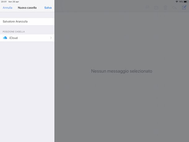 Creare una cartella con l'app email su iPad