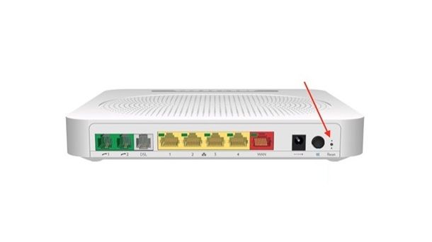 Come resettare router