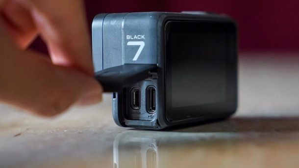 Caricare GoPro HERO7