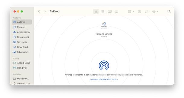 Trasferimento con AirDrop