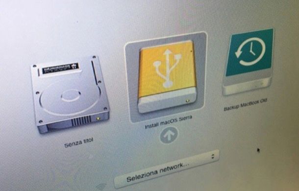 Come riavviare il Mac da USB