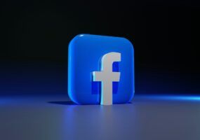 Come impostare Facebook in italiano
