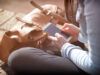 Ascoltare la segreteria telefonica di altre persone