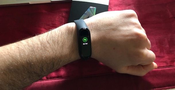 Come accendere Mi Band