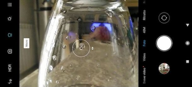 Fotografare gocce d'acqua con smartphone