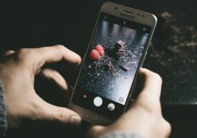 Come mettere una canzone su una foto