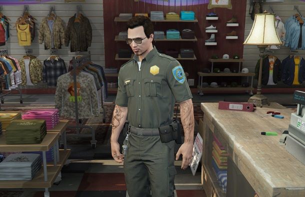 Uniforme polizia GTA Online