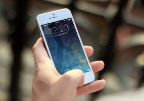 Come disinfettare il cellulare senza rovinarlo