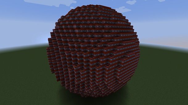 Sfera di TNT su Minecraft