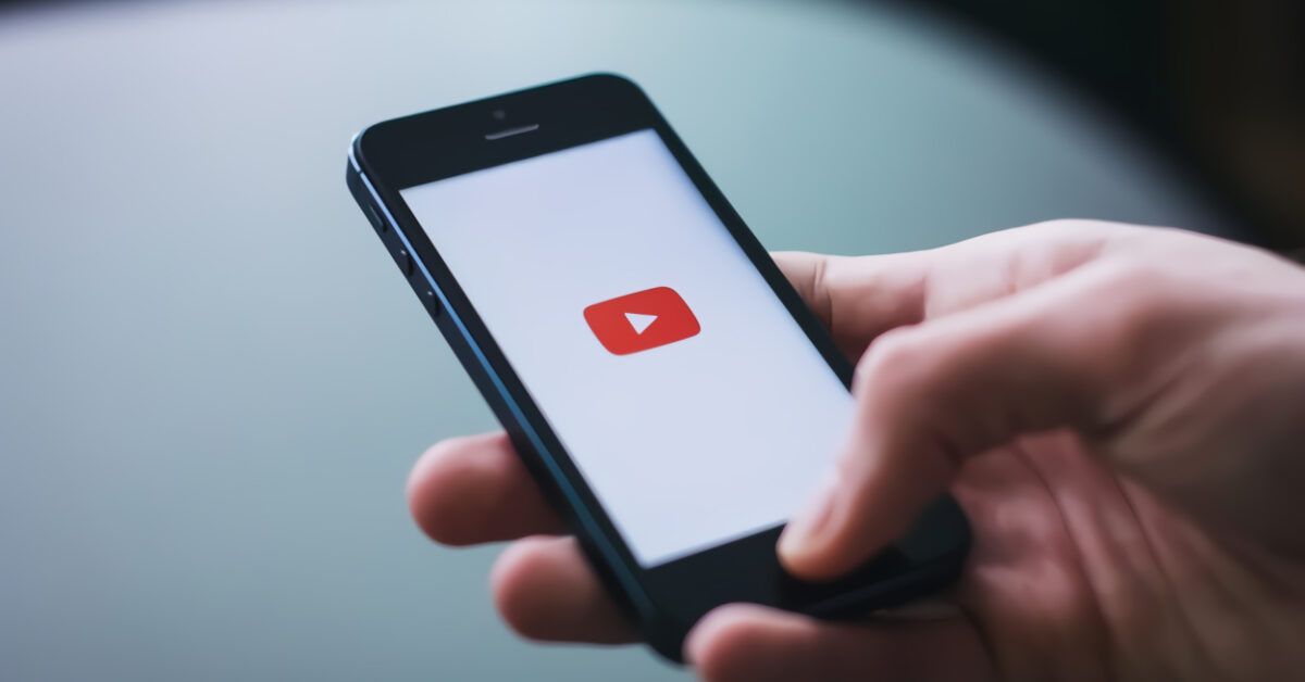 Come mettere gli hashtag su YouTube