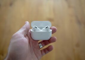 Come attivare AirPods