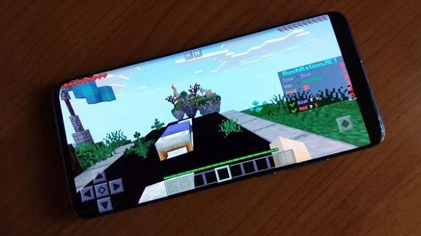 Minecraft BedWars smartphone