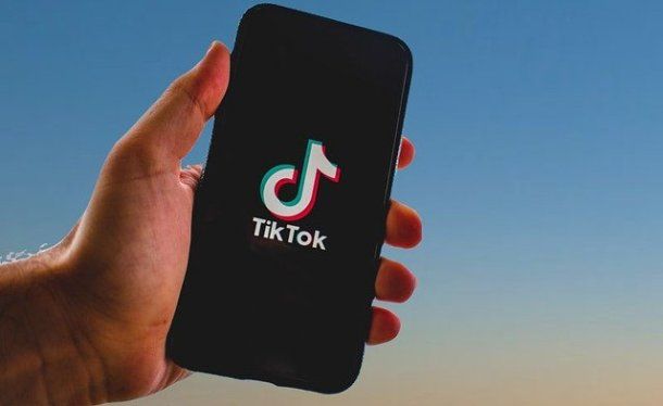 Usare TikTok su smartphone
