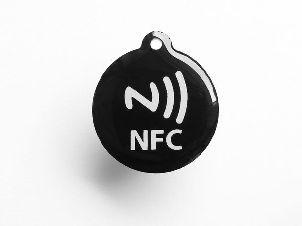 Utilizzare i tag NFC con smartphone e tablet Samsung