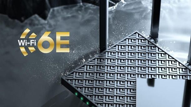 Router Wi-Fi 6E tri-band