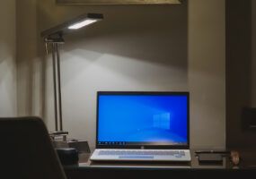 Come togliere la scritta Attiva Windows