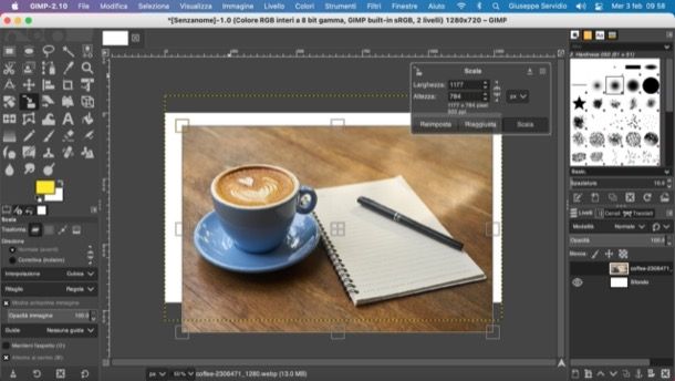 Ridimensionare e spostare immagine in GIMP