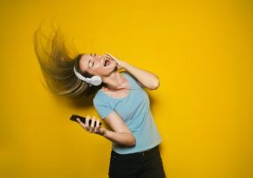 Come scaricare musica gratis sul cellulare