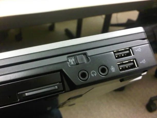 Pulsanti su PC portatile