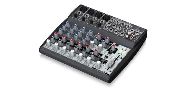 mixer 4 canali