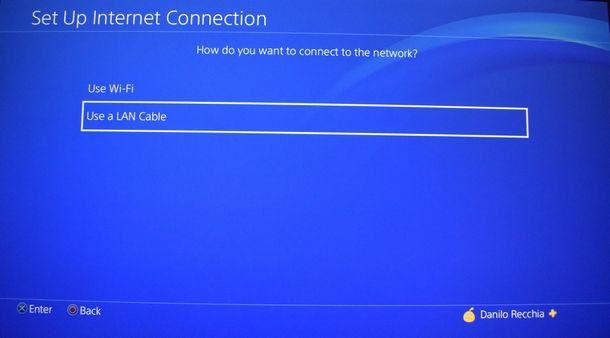 Connettere PS4 alla rete LAN