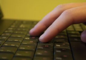 Come formattare un PC bloccato da password