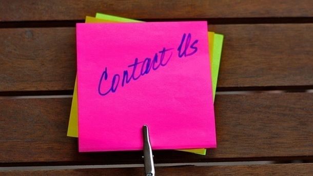 Come chiudere una email in inglese