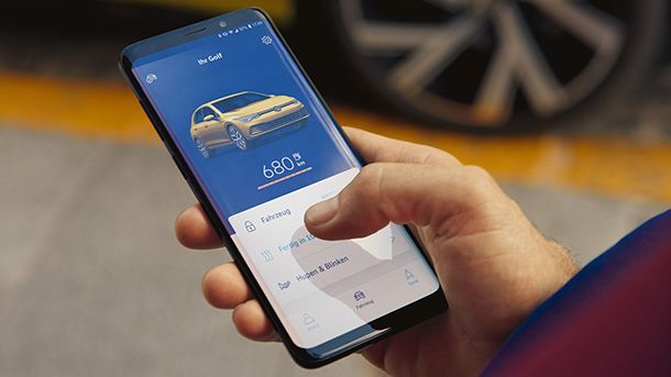 aprire la macchina con il cellulare