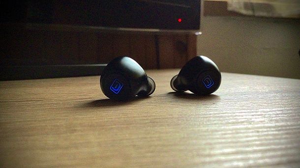 pulire auricolari Bluetooth