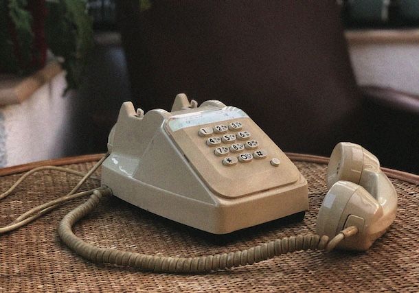 Vecchio telefono fisso