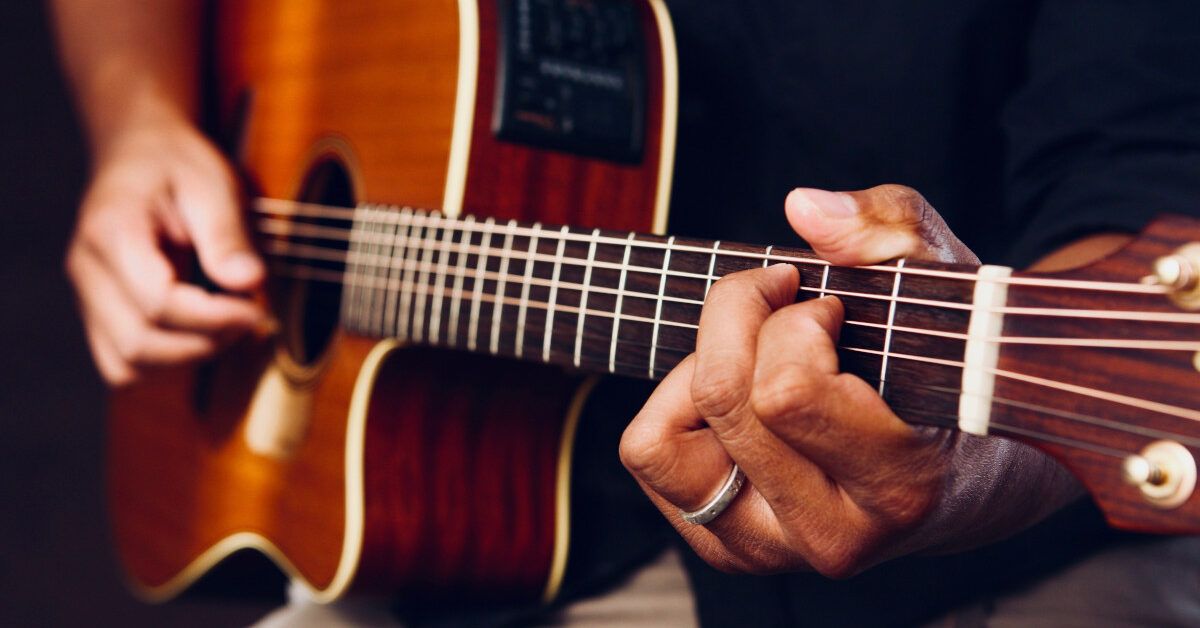 App per suonare la chitarra Salvatore Aranzulla