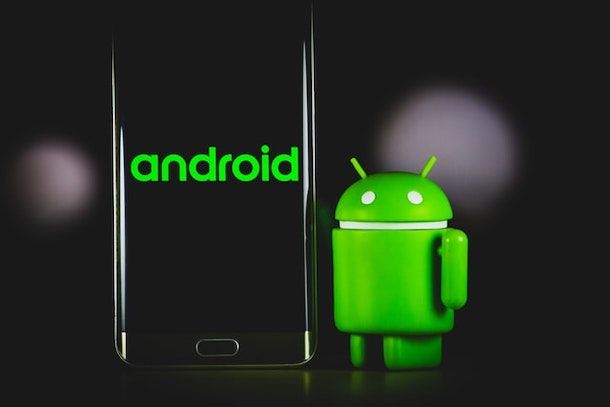 Accendere Android senza tasto