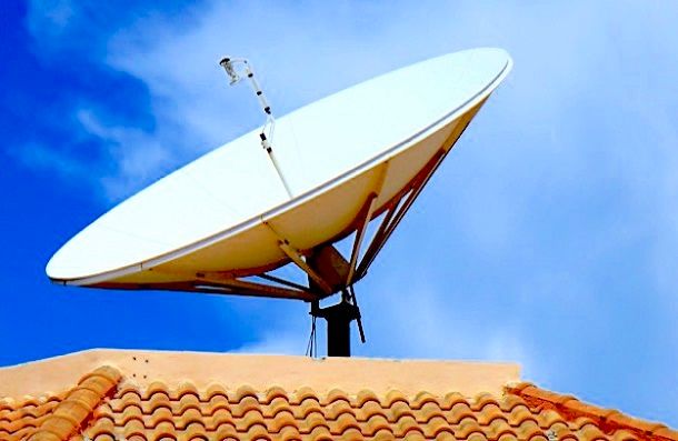 Orientamento o cambio di antenna e parabola