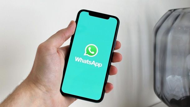 WhatsApp app Informazioni preliminari