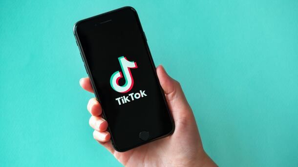 TikTok smartphone